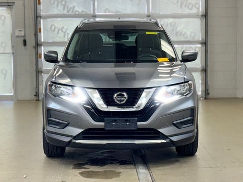 Used 2020 Nissan Rogue SV AWD/4WD image 2