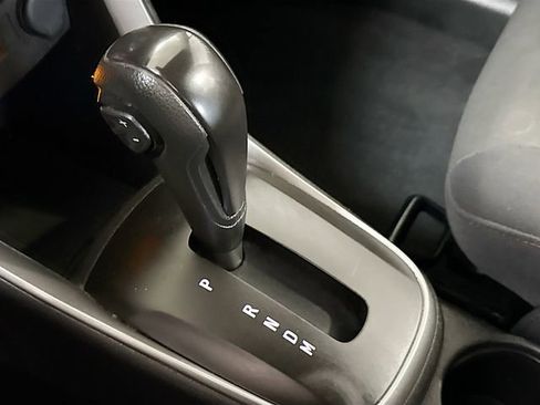 Used 2018 Chevrolet Trax LS image 17