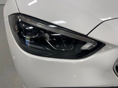 Used 2023 Mercedes-Benz C 300 4MATIC Sedan image 10