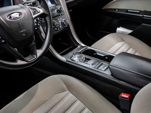 Used 2018 Ford Fusion S image 30