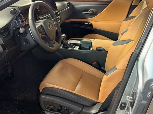 Certified 2022 Lexus ES 350 w/ Premium Package image 24