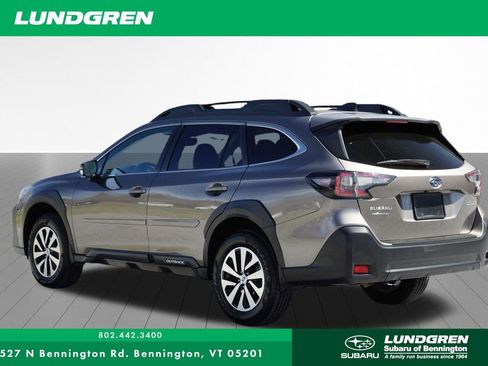 Used 2023 Subaru Outback Premium AWD/4WD image 28