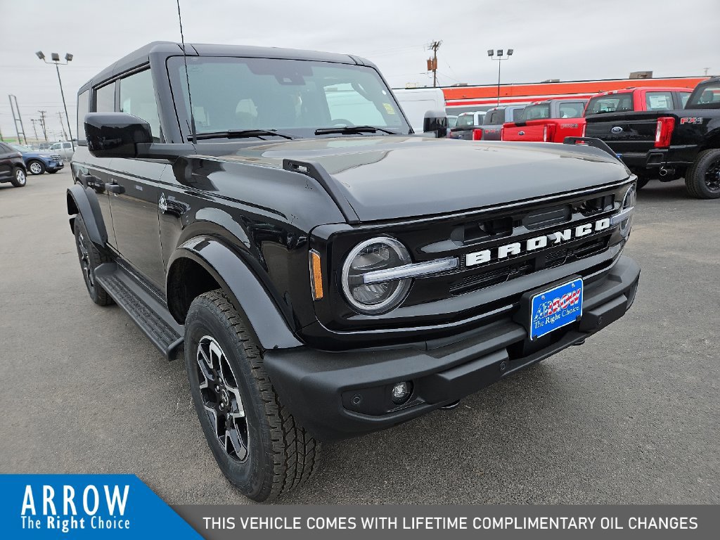 New 2026 Ford Bronco Outer Banks AWD/4WD image 2