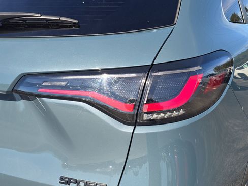 Certified 2023 Honda HR-V Sport image 8