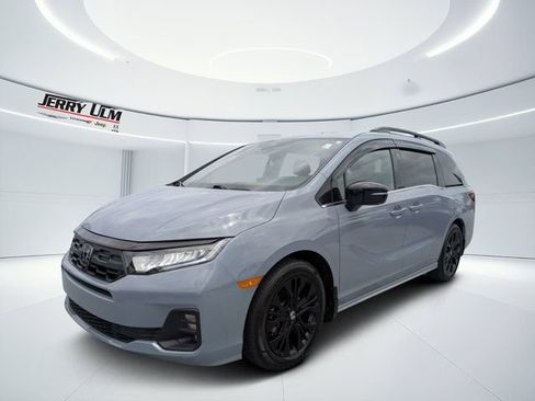 Used 2025 Honda Odyssey Sport-L image 7