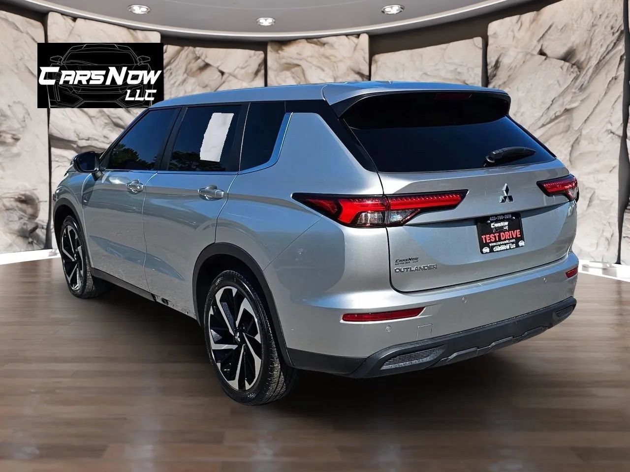 Used 2022 Mitsubishi Outlander ES FWD image 5