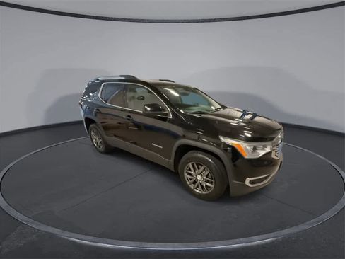 Used 2017 GMC Acadia SLT image 2