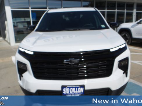 New 2026 Chevrolet Traverse LT w/ Midnight/Sport Edition image 8