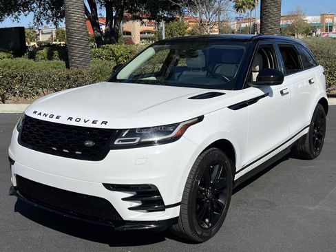 Used 2019 Land Rover Range Rover Velar R-Dynamic SE image 19