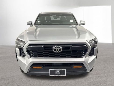 Used 2024 Toyota Tacoma TRD Off-Road AWD/4WD image 25
