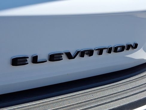 Used 2025 GMC Yukon Elevation w/ LPO, Yukon Black Package AWD/4WD image 35