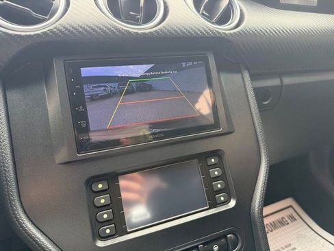 Used 2018 Ford Mustang Coupe image 25