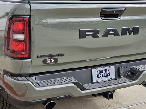 New 2026 RAM 1500 4x4 Crew Cab image 6