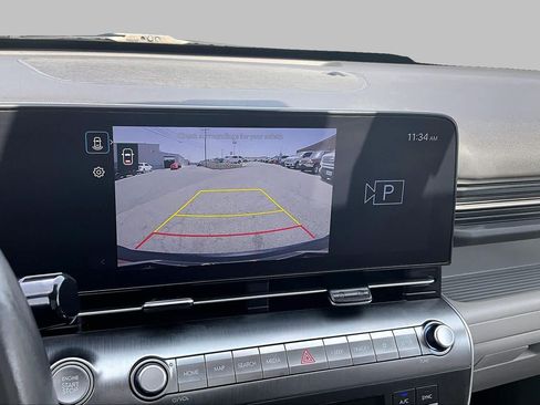 Used 2024 Hyundai Kona SEL AWD/4WD image 25