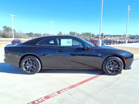 New 2024 Dodge Charger R/T w/ Plus Group image 11