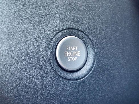 Certified 2023 Volkswagen ID.4 Pro S Plus AWD/4WD image 17