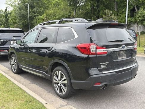 Used 2022 Subaru Ascent Limited w/ Technology Package AWD/4WD image 5