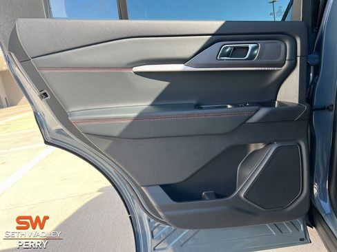 New 2025 Ford Explorer ST-Line w/ Premium Package image 11