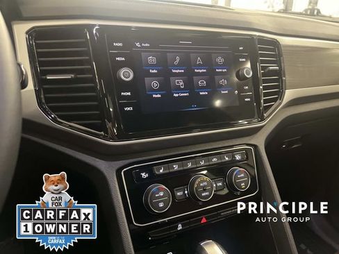 Used 2022 Volkswagen Atlas SE w/ Panoramic Sunroof Package image 23