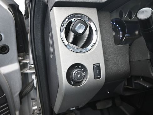Used 2016 Ford F250 Lariat w/ Lariat Ultimate Package AWD/4WD image 13