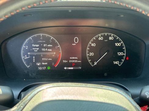 Used 2025 Honda HR-V Sport image 18
