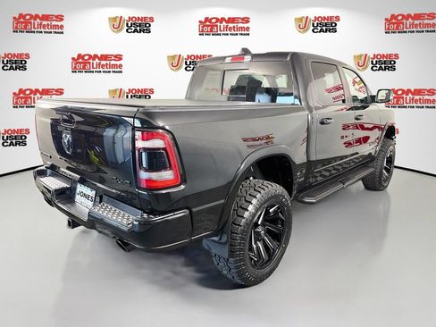 Used 2022 RAM 1500 Laramie AWD/4WD image 18