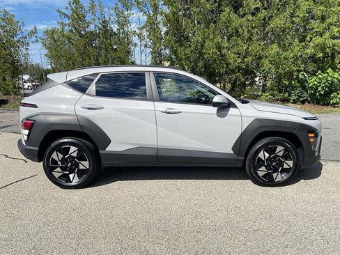 Used 2024 Hyundai Kona SEL AWD/4WD image 31