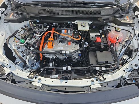 New 2026 Chevrolet Equinox EV LT image 32