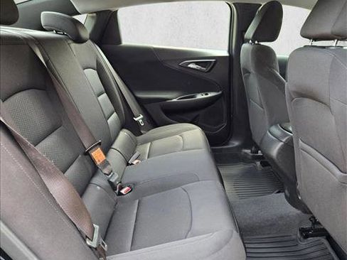 Used 2024 Chevrolet Malibu LS FWD image 17