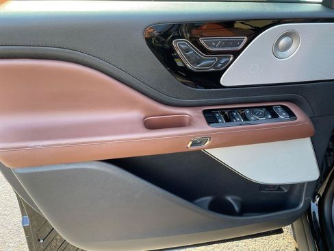 New 2026 Lincoln Aviator Reserve AWD/4WD image 18