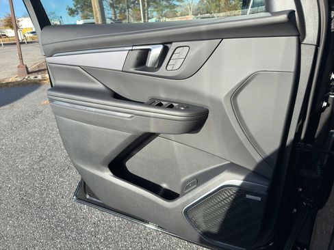 New 2026 Buick Enclave Sport Touring w/ Power Package image 9