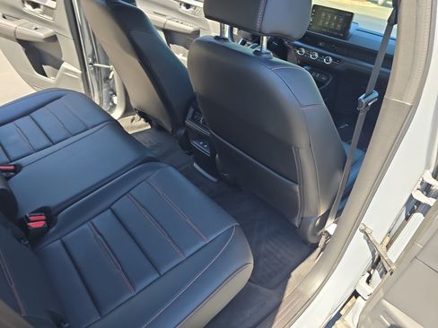 Used 2025 Honda CR-V Sport-L image 11