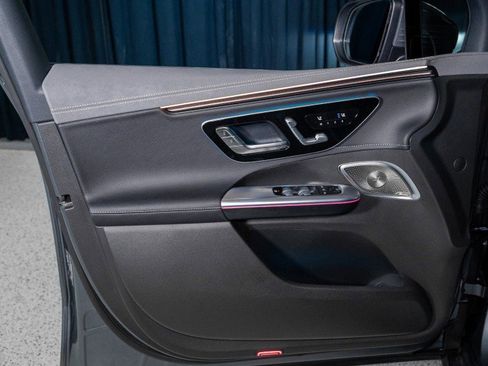 New 2026 Mercedes-Benz EQE 320+ SUV image 12
