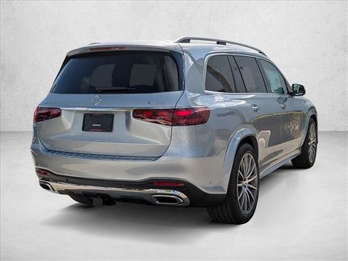 New 2026 Mercedes-Benz GLS 450 4MATIC image 2