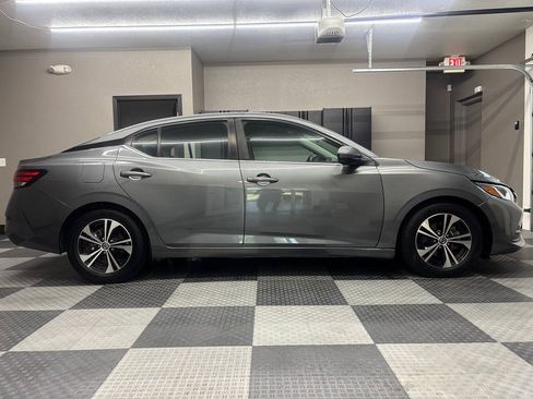Used 2022 Nissan Sentra SV FWD image 5