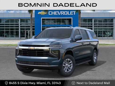 New 2026 Chevrolet Suburban LS RWD image 7
