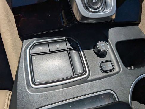 Used 2023 Acura MDX SH-AWD w/ Technology Package image 24