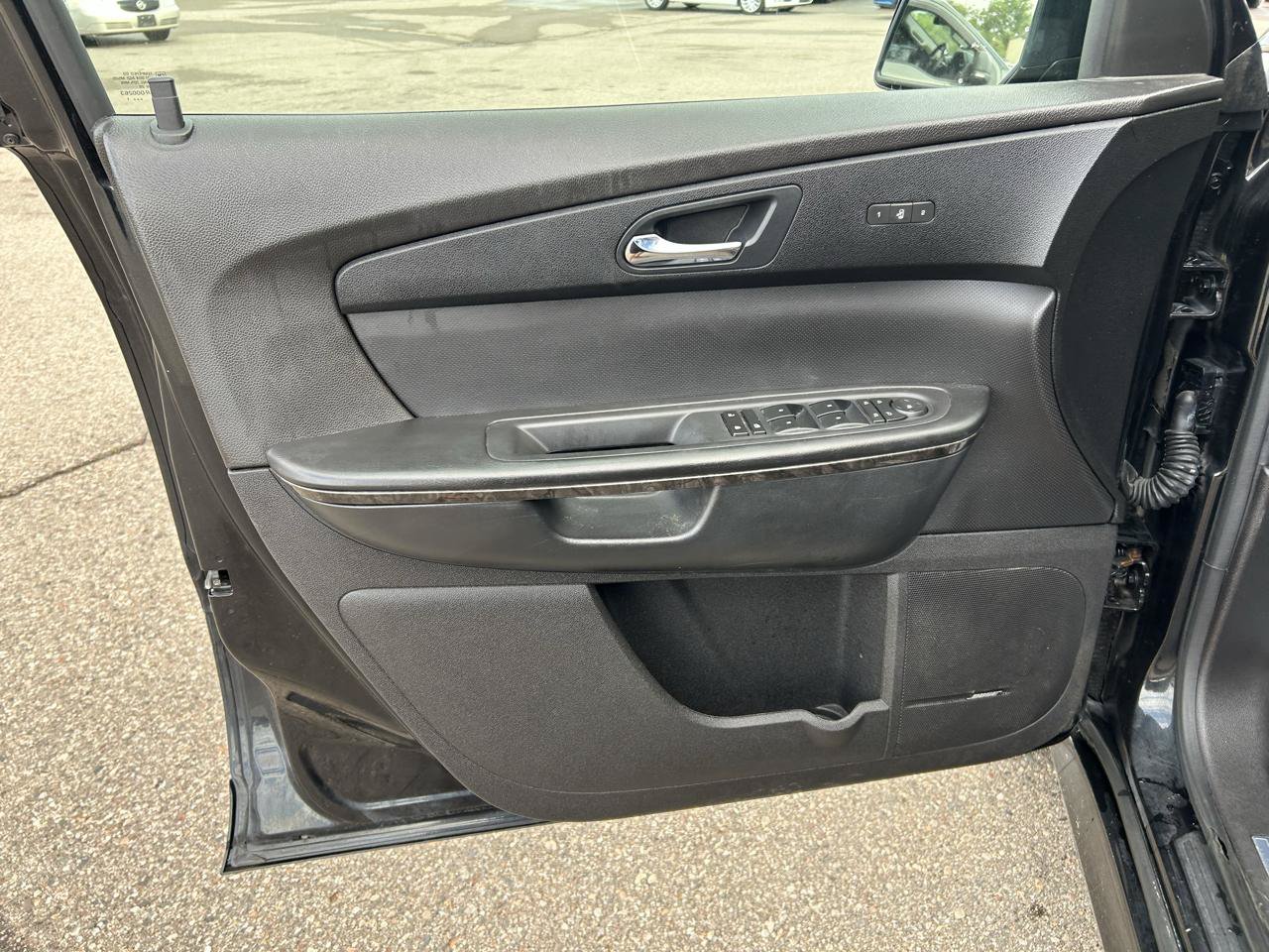 Used 2011 GMC Acadia Denali AWD/4WD image 15
