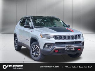 Used 2024 Jeep Compass Trailhawk AWD/4WD 360° Tour