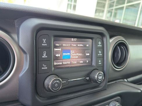 Used 2020 Jeep Wrangler Unlimited Sport AWD/4WD image 23