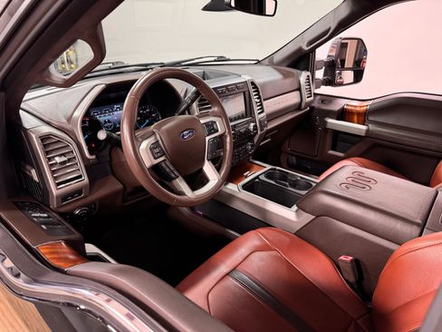 Used 2018 Ford F250 King Ranch w/ King Ranch Ultimate Package image 14