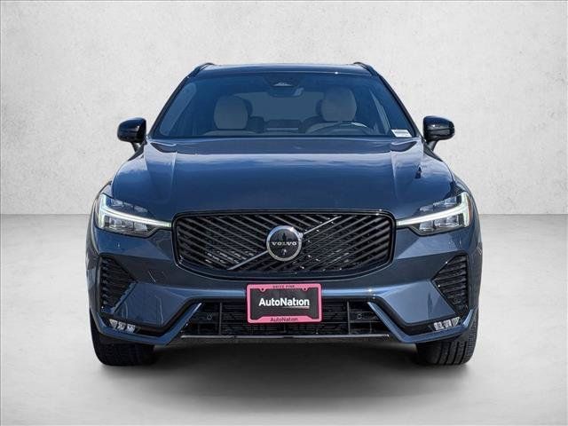 Certified 2026 Volvo XC60 B5 Plus w/ Protection Package Premier AWD/4WD image 2