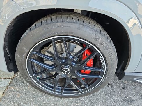 Used 2025 Mercedes-Benz GLE 63 AMG S image 41