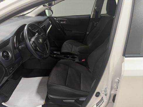 Used 2018 Toyota Corolla iM w/ All-Weather Mat Package image 12