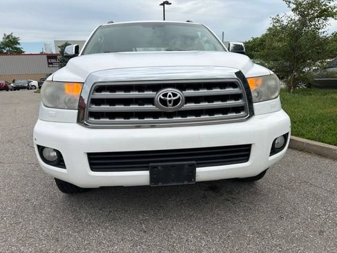 Used 2008 Toyota Sequoia Limited AWD/4WD image 2