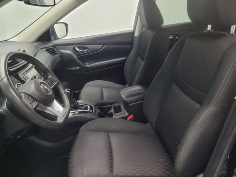 Used 2019 Nissan Rogue SV FWD image 17