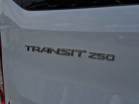 Used 2025 Ford Transit 250 Low Roof w/ Exterior Upgrade Package RWD image 32