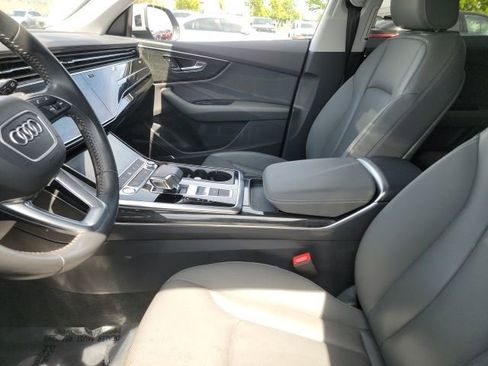 Used 2020 Audi Q8 Premium Plus w/ Premium Plus Package AWD/4WD image 5
