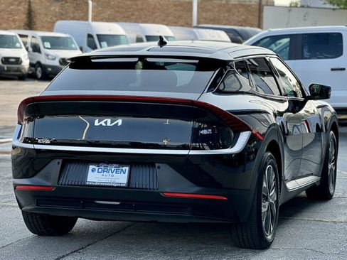 Used 2024 Kia EV6 Light RWD image 5
