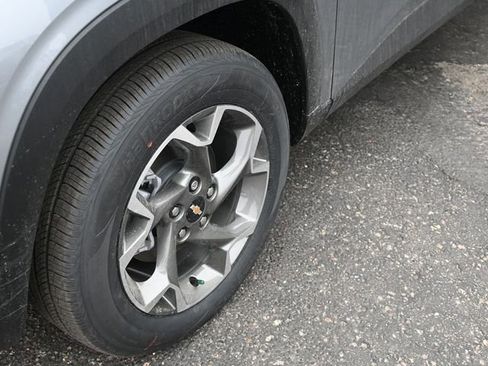 New 2026 Chevrolet Trax LT w/ Driver Confidence Package image 14